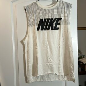 Nike black print tank large